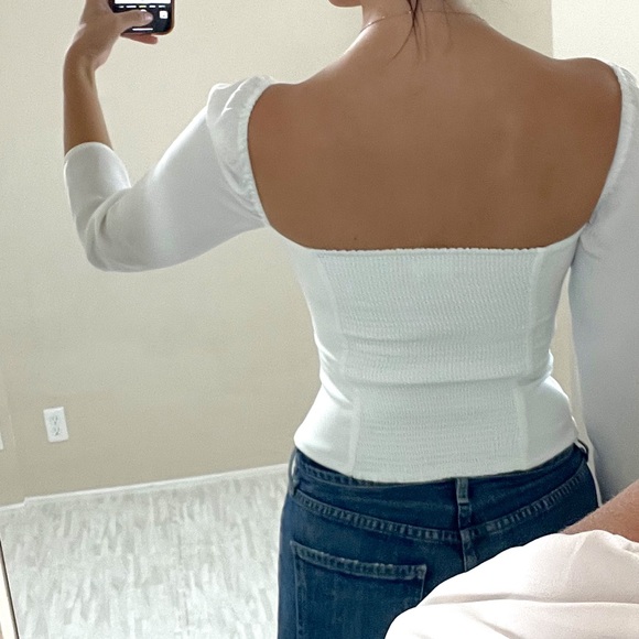 Wilfred Aritzia Fitted Blouse in white size XS - Picture 6 of 15